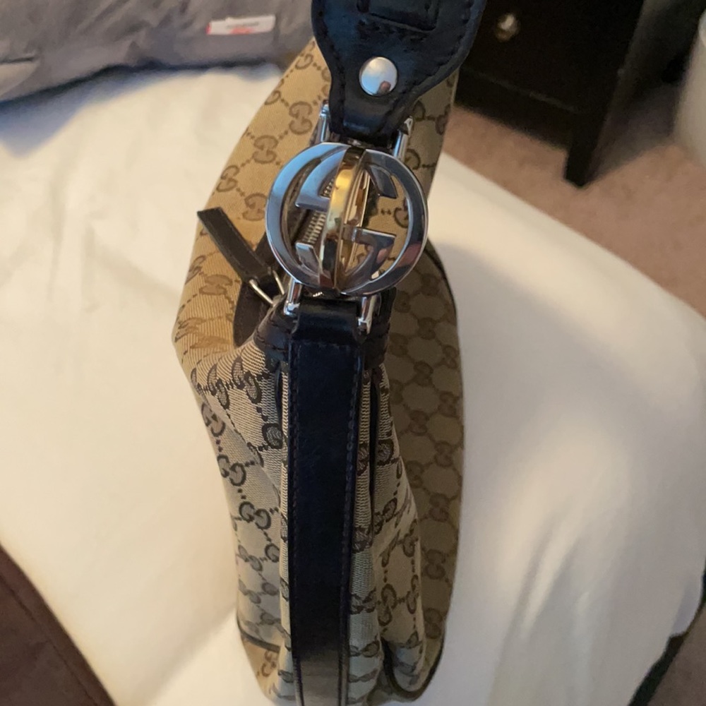 Gucci Hobo Bag - Picture 2 of 8